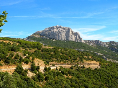 Le Pic de Bertagne, au plus haut du Massif de la Sainte-Baume.