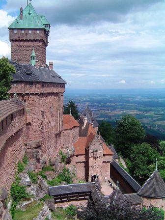 Chateau du Haut Koenigsbourg Wikipedia Darkan777 (1)