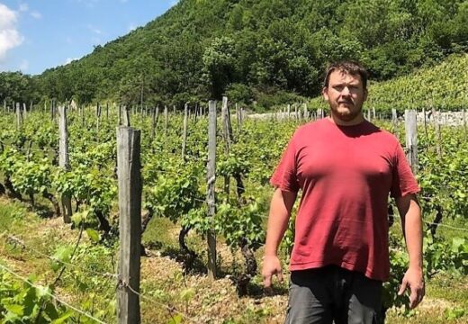 Clément Bärtschi / Du Rugby à la vigne du Bugey…